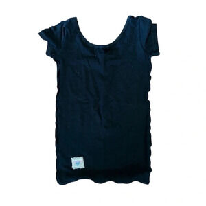 Enbraced in Comfort brace shirt YM black